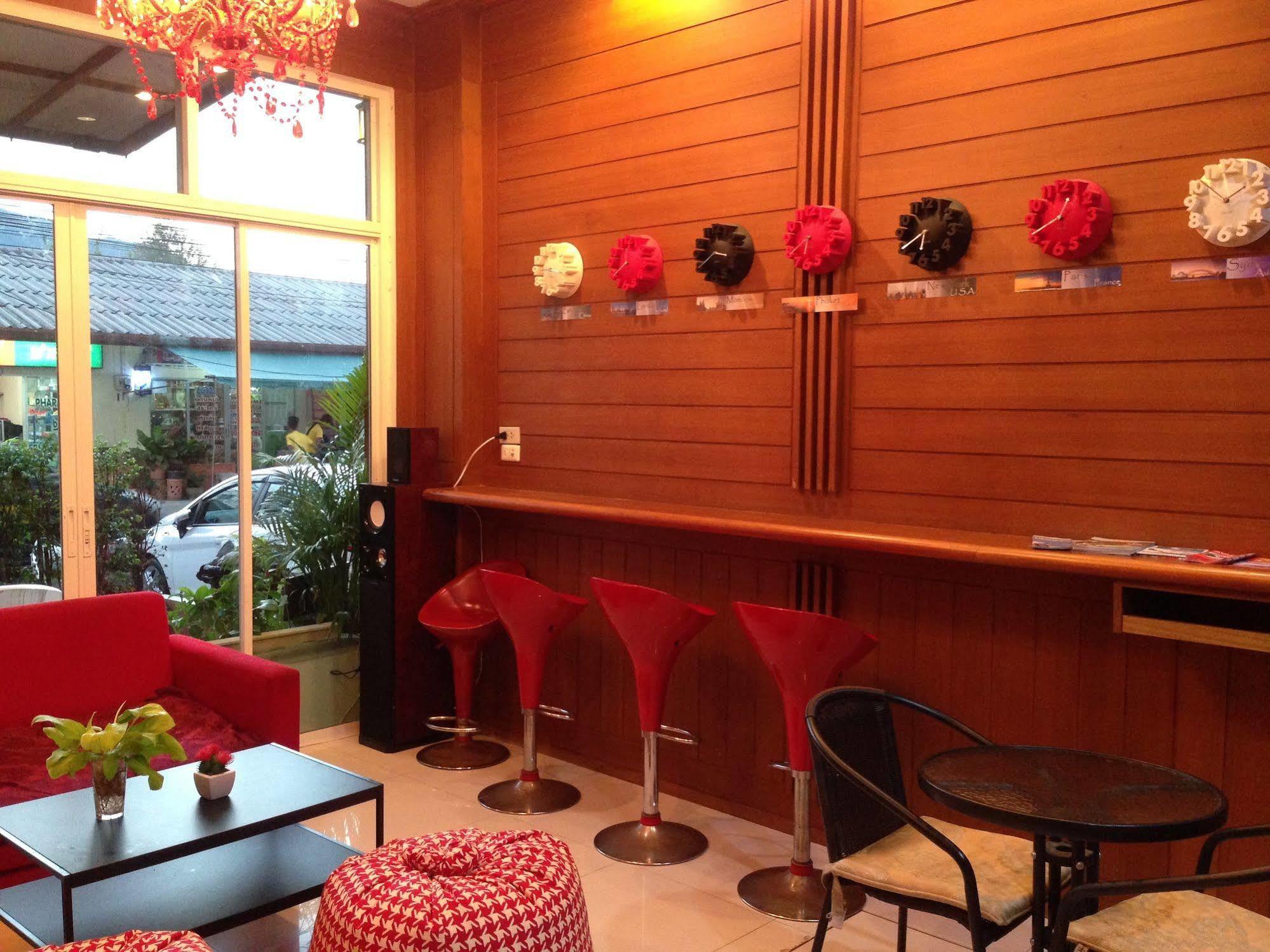 Hotell Onibaku Patong